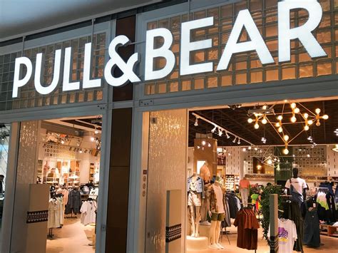 PULL & BEAR